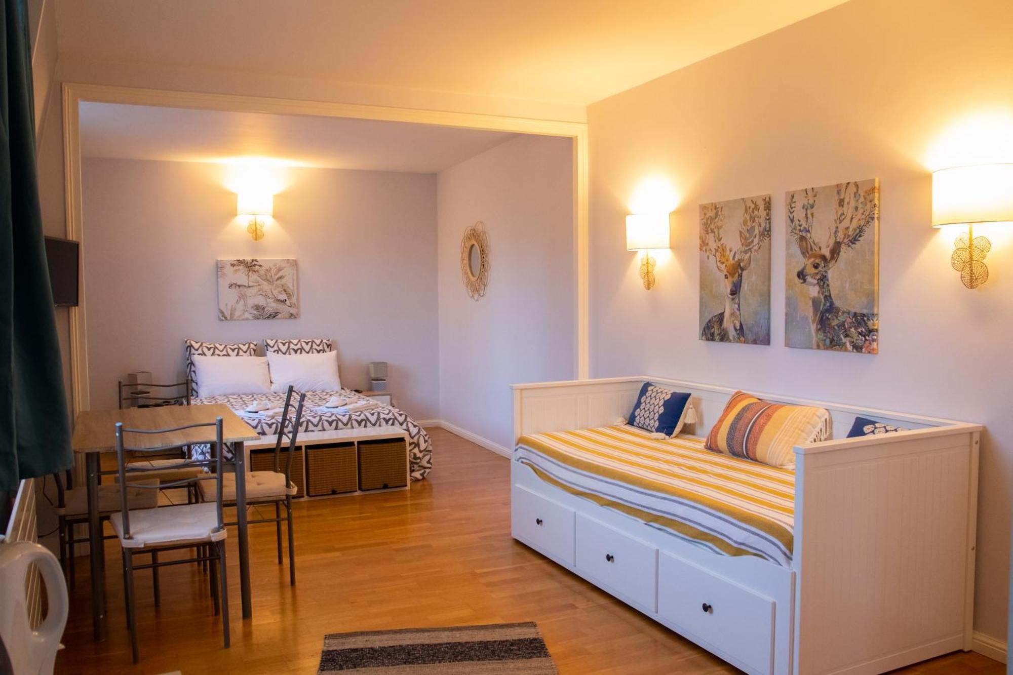 Hotel Les Tourterelles Vendôme Habitación foto